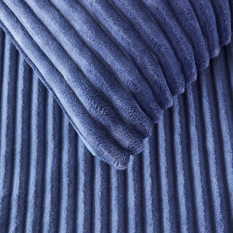 Karaca Home Joena Indigo Doppelweiche Tagesdecke Set Öko-Tex Zertifiziert